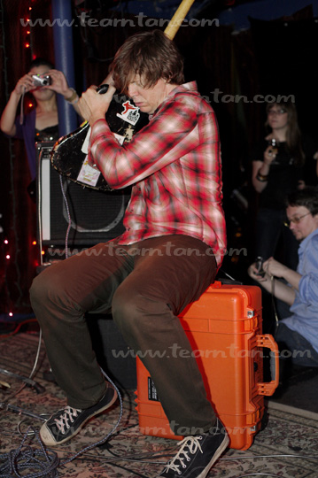 Thurston Moore/Gene Moore duo at Club Rehab, NYC