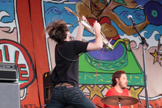 A Place to Bury Strangers at Village Voice's 2009 Siren Festival