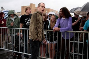 Ted Leo talking to fans