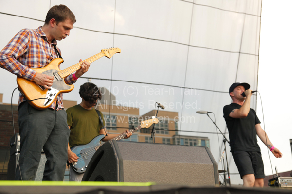 Deerhoof and Xiu Xiu