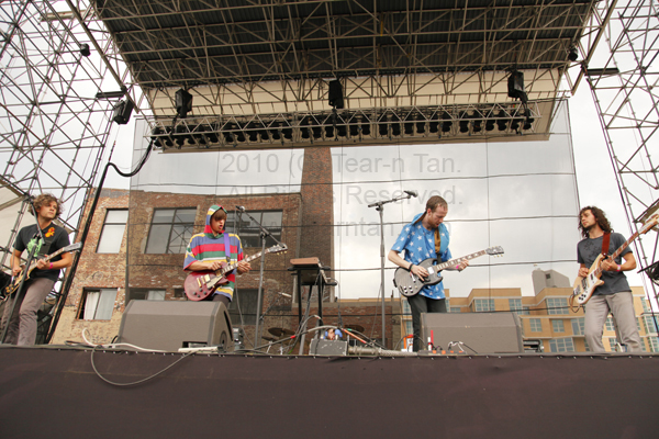 Fang Island at Jelly NYC's Pool Party