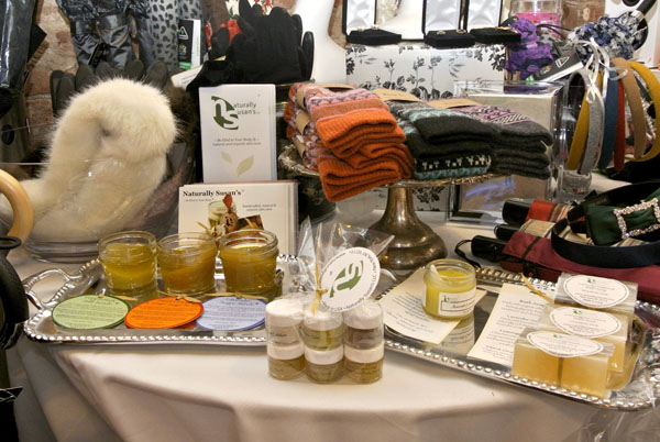 NaturallySusans2_20121212_TT