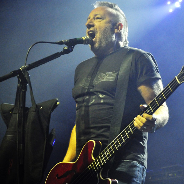 Peter Hook and The Light