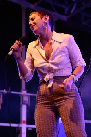 August 6, 2015: Yuck and U.S. Girls perform at the final Hudson RiverRocks show of the summer at Pier 84 in New York City. Mandatory Credit: Tear-n Tan 2015 © Tan.  All Rights Reserved.