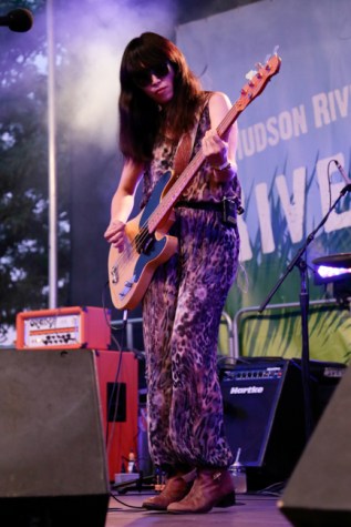 August 6, 2015: Yuck and U.S. Girls perform at the final Hudson RiverRocks show of the summer at Pier 84 in New York City. Mandatory Credit: Tear-n Tan 2015 © Tan.  All Rights Reserved.