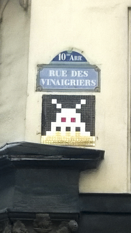 CanalStMartinStreetart03_20160827PAR_TT